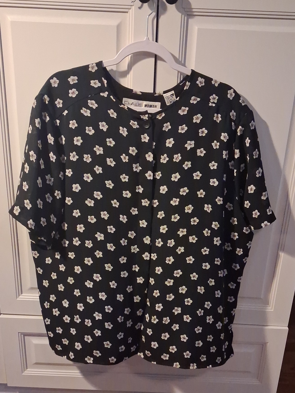 3/$12 Chaus Black Floral Button-Up Blouse